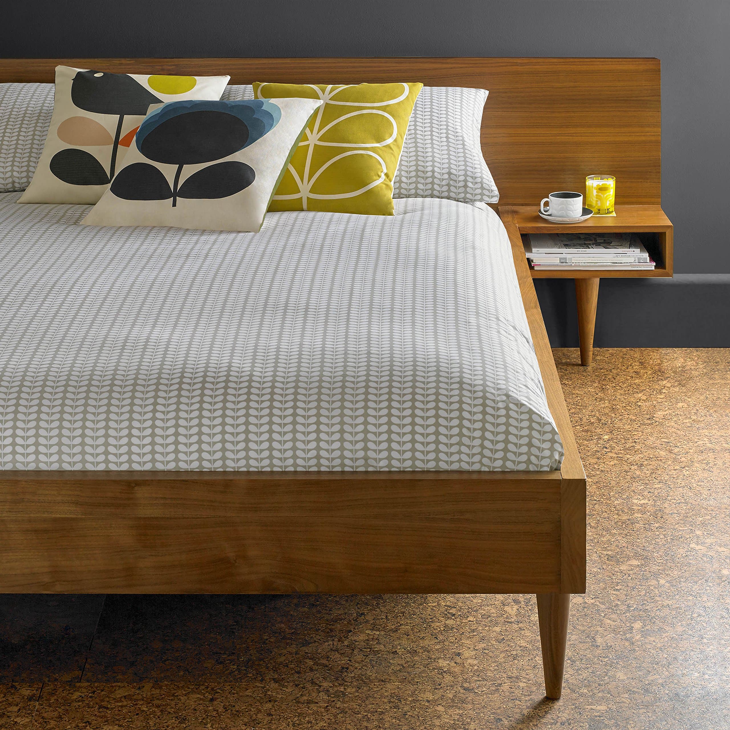 Tiny Stem Pillowcases in Beige Grey