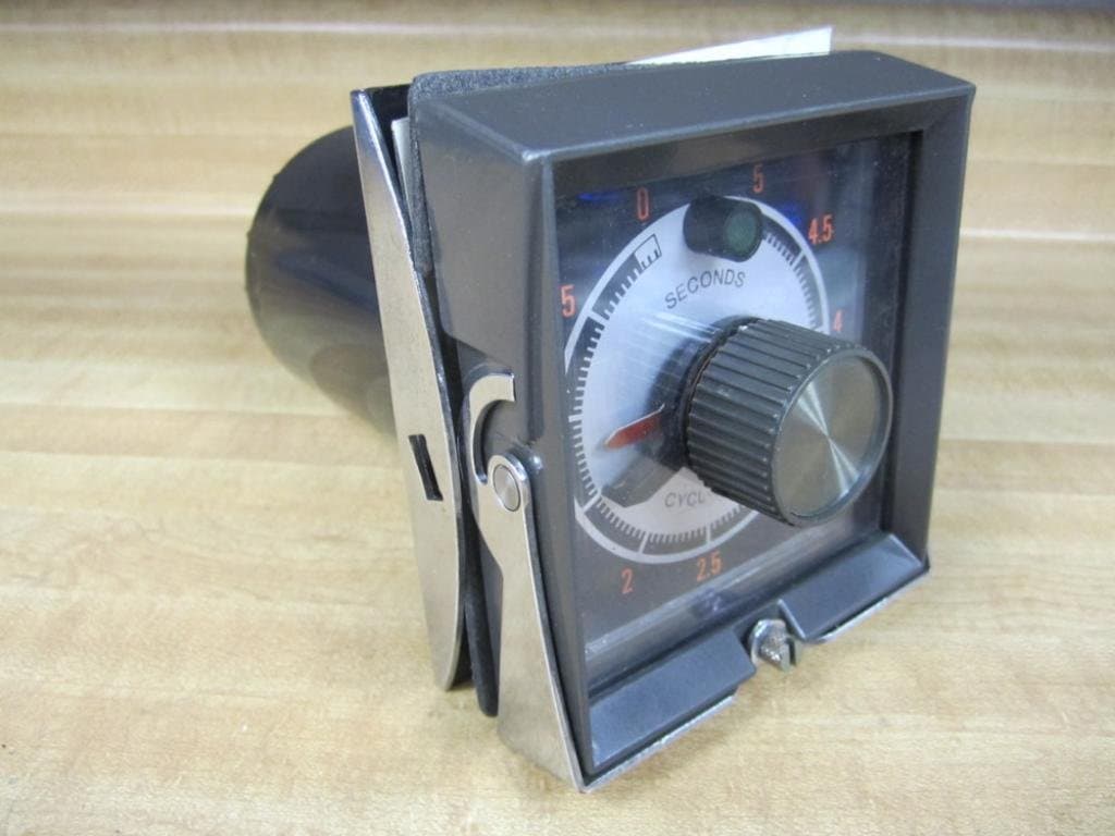 EAGLE SIGNAL HP517A6-01 TIMERUSED