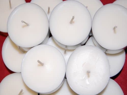 18 Scented Tea Lights - Peppermint & Eucalyptus